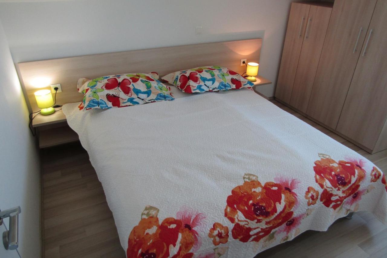 Apartment Morozin Krk Town Exterior foto